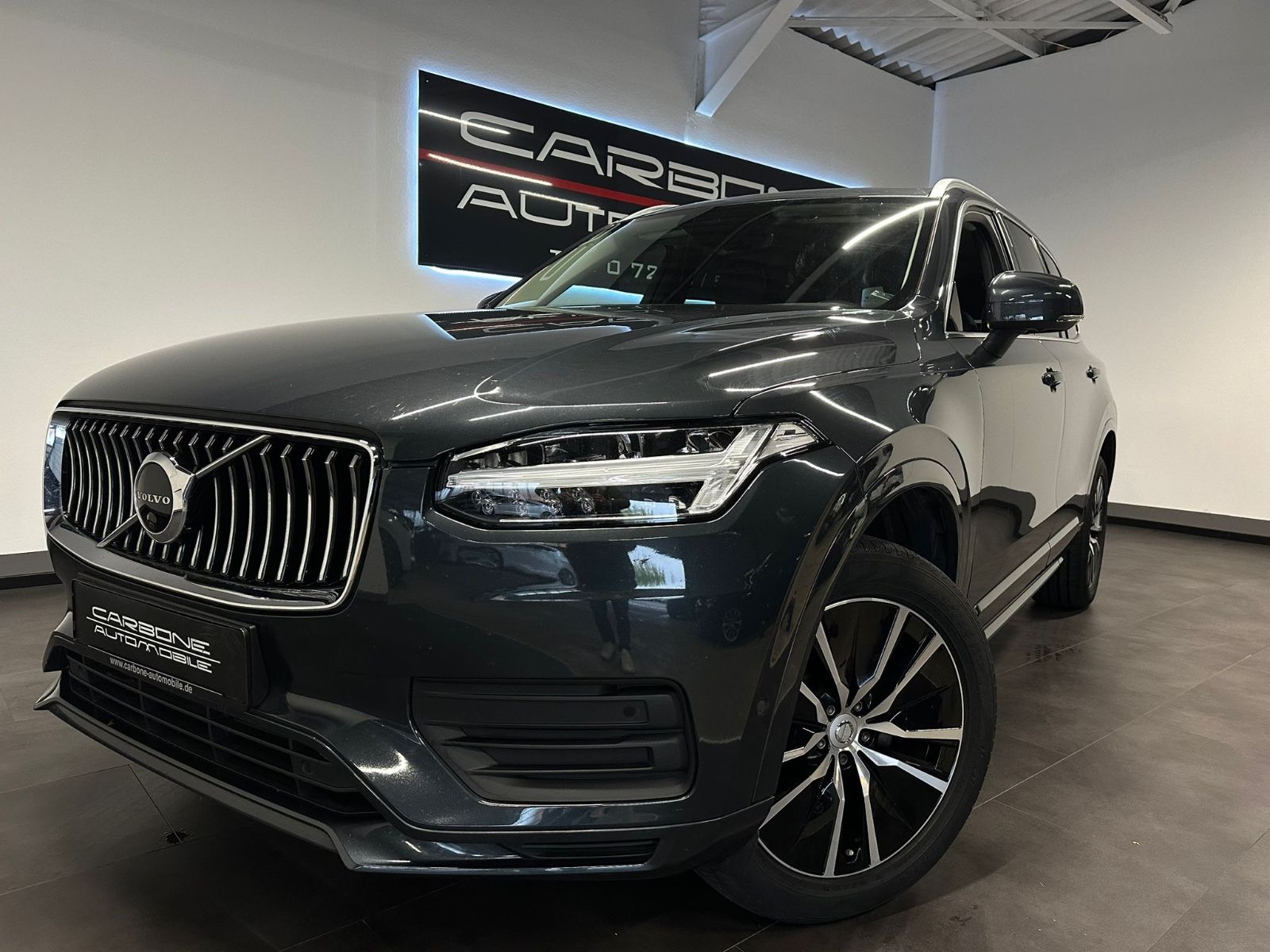 XC 90 Momentum Pro AWD**Leder+Kamera**